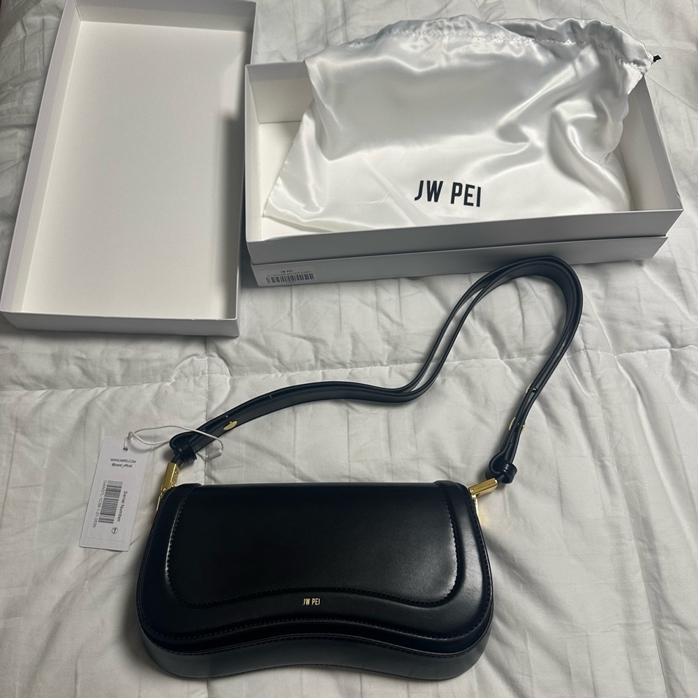 JW PEI Joy Black Bag
Never used, NWT